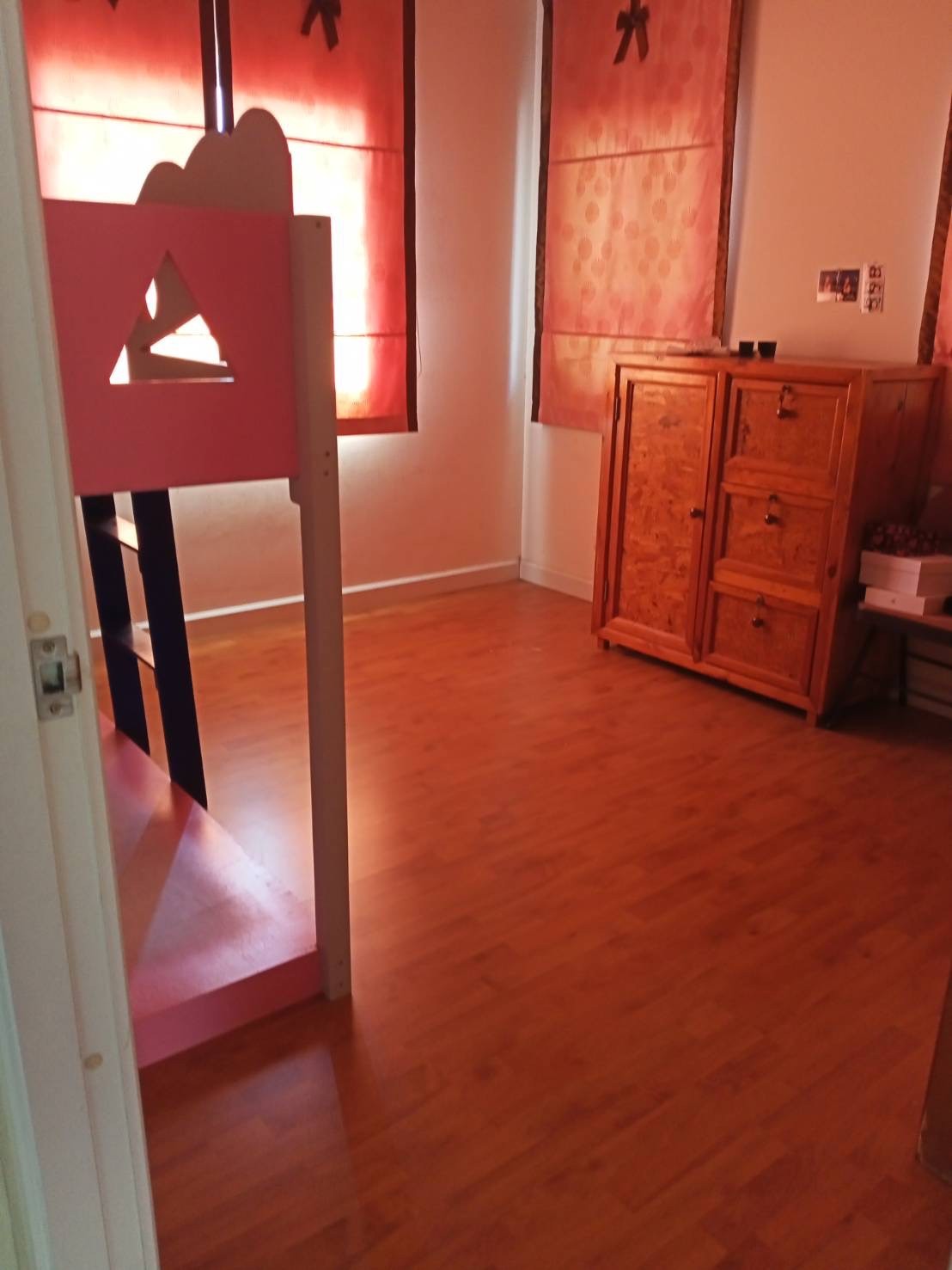 ประกาศฟรี! ซื้อ-ขาย-เช่า คอนโด บ้าน ทาวน์โฮม ที่ดิน และพื้นที่เชิงพาณิชย์ทั่วประเทศไทย ทุกทำเล ทุกงบประมาณ ไม่มีค่าใช้จ่าย ลงง่าย ขายไว เข้าถึงผู้ซื้อโดยตรง 5 314145pic4.jpg