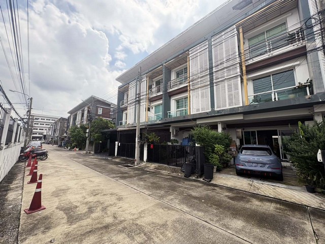 ประกาศฟรี! ซื้อ-ขาย-เช่า คอนโด บ้าน ทาวน์โฮม ที่ดิน และพื้นที่เชิงพาณิชย์ทั่วประเทศไทย ทุกทำเล ทุกงบประมาณ ไม่มีค่าใช้จ่าย ลงง่าย ขายไว เข้าถึงผู้ซื้อโดยตรง 5 249462pic4.jpg