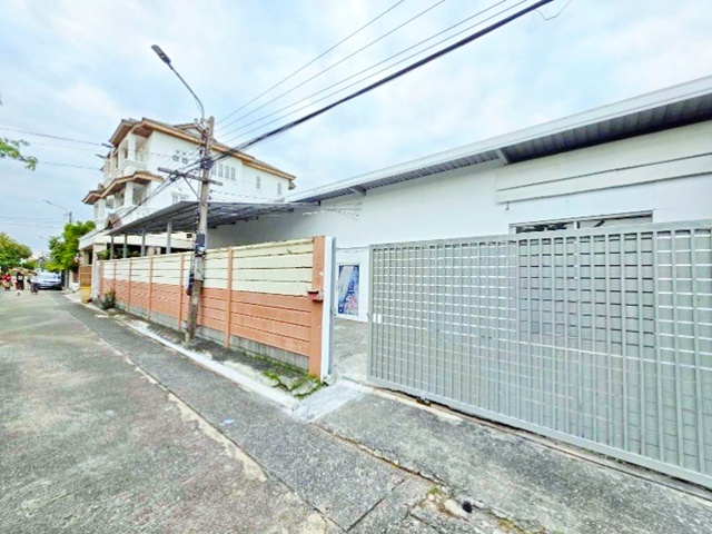 ประกาศฟรี! ซื้อ-ขาย-เช่า คอนโด บ้าน ทาวน์โฮม ที่ดิน และพื้นที่เชิงพาณิชย์ทั่วประเทศไทย ทุกทำเล ทุกงบประมาณ ไม่มีค่าใช้จ่าย ลงง่าย ขายไว เข้าถึงผู้ซื้อโดยตรง 2 249787pic1.jpg