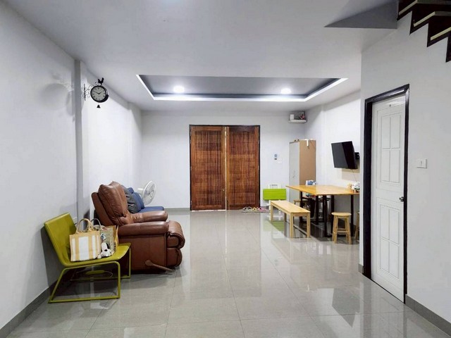 ประกาศฟรี! ซื้อ-ขาย-เช่า คอนโด บ้าน ทาวน์โฮม ที่ดิน และพื้นที่เชิงพาณิชย์ทั่วประเทศไทย ทุกทำเล ทุกงบประมาณ ไม่มีค่าใช้จ่าย ลงง่าย ขายไว เข้าถึงผู้ซื้อโดยตรง 3 314164pic2.jpg