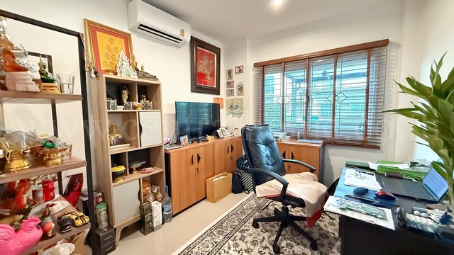 ประกาศฟรี! ซื้อ-ขาย-เช่า คอนโด บ้าน ทาวน์โฮม ที่ดิน และพื้นที่เชิงพาณิชย์ทั่วประเทศไทย ทุกทำเล ทุกงบประมาณ ไม่มีค่าใช้จ่าย ลงง่าย ขายไว เข้าถึงผู้ซื้อโดยตรง 5 249827pic4.jpg