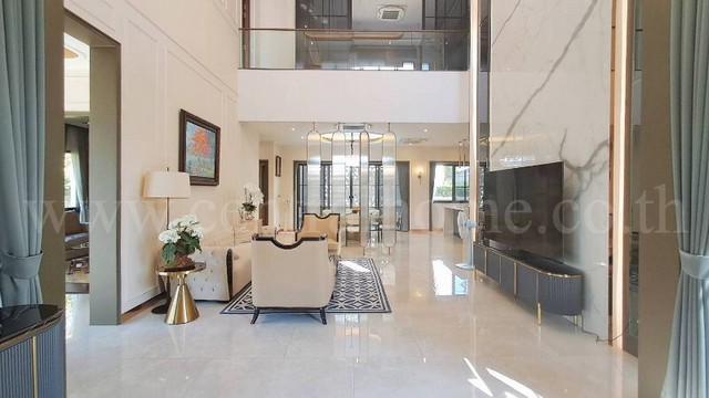 ประกาศฟรี! ซื้อ-ขาย-เช่า คอนโด บ้าน ทาวน์โฮม ที่ดิน และพื้นที่เชิงพาณิชย์ทั่วประเทศไทย ทุกทำเล ทุกงบประมาณ ไม่มีค่าใช้จ่าย ลงง่าย ขายไว เข้าถึงผู้ซื้อโดยตรง 3 247165pic2.jpg