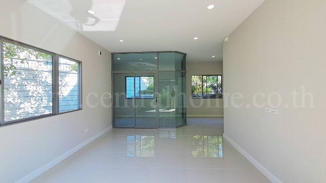 ประกาศฟรี! ซื้อ-ขาย-เช่า คอนโด บ้าน ทาวน์โฮม ที่ดิน และพื้นที่เชิงพาณิชย์ทั่วประเทศไทย ทุกทำเล ทุกงบประมาณ ไม่มีค่าใช้จ่าย ลงง่าย ขายไว เข้าถึงผู้ซื้อโดยตรง 4 245394pic3.jpg