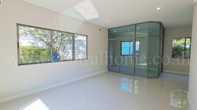 ประกาศฟรี! ซื้อ-ขาย-เช่า คอนโด บ้าน ทาวน์โฮม ที่ดิน และพื้นที่เชิงพาณิชย์ทั่วประเทศไทย ทุกทำเล ทุกงบประมาณ ไม่มีค่าใช้จ่าย ลงง่าย ขายไว เข้าถึงผู้ซื้อโดยตรง 5 245394pic4.jpg