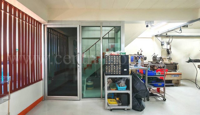 ประกาศฟรี! ซื้อ-ขาย-เช่า คอนโด บ้าน ทาวน์โฮม ที่ดิน และพื้นที่เชิงพาณิชย์ทั่วประเทศไทย ทุกทำเล ทุกงบประมาณ ไม่มีค่าใช้จ่าย ลงง่าย ขายไว เข้าถึงผู้ซื้อโดยตรง 4 239532pic3.jpg