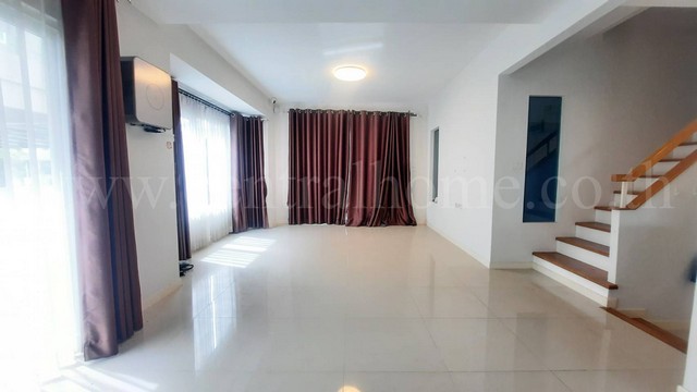 ประกาศฟรี! ซื้อ-ขาย-เช่า คอนโด บ้าน ทาวน์โฮม ที่ดิน และพื้นที่เชิงพาณิชย์ทั่วประเทศไทย ทุกทำเล ทุกงบประมาณ ไม่มีค่าใช้จ่าย ลงง่าย ขายไว เข้าถึงผู้ซื้อโดยตรง 4 227469pic3.jpg