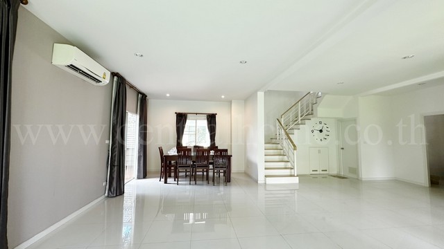 ประกาศฟรี! ซื้อ-ขาย-เช่า คอนโด บ้าน ทาวน์โฮม ที่ดิน และพื้นที่เชิงพาณิชย์ทั่วประเทศไทย ทุกทำเล ทุกงบประมาณ ไม่มีค่าใช้จ่าย ลงง่าย ขายไว เข้าถึงผู้ซื้อโดยตรง 3 218914pic2.jpg