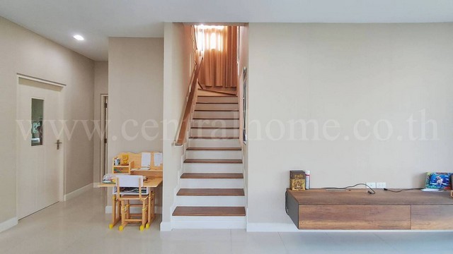 ประกาศฟรี! ซื้อ-ขาย-เช่า คอนโด บ้าน ทาวน์โฮม ที่ดิน และพื้นที่เชิงพาณิชย์ทั่วประเทศไทย ทุกทำเล ทุกงบประมาณ ไม่มีค่าใช้จ่าย ลงง่าย ขายไว เข้าถึงผู้ซื้อโดยตรง 5 191863pic4.jpg