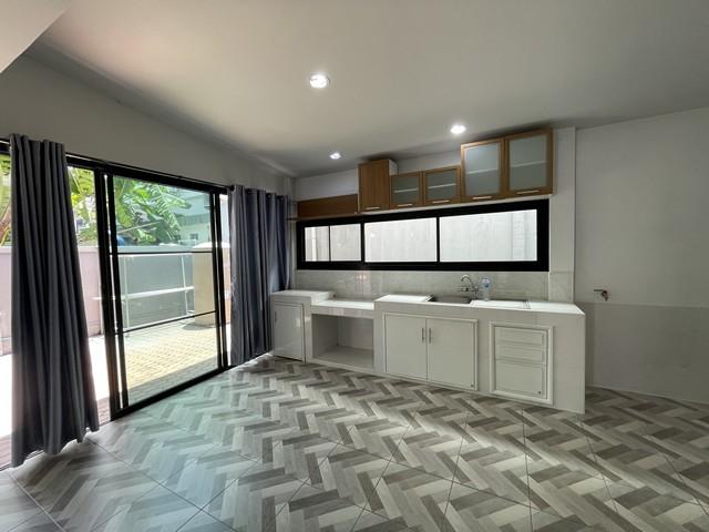 ประกาศฟรี! ซื้อ-ขาย-เช่า คอนโด บ้าน ทาวน์โฮม ที่ดิน และพื้นที่เชิงพาณิชย์ทั่วประเทศไทย ทุกทำเล ทุกงบประมาณ ไม่มีค่าใช้จ่าย ลงง่าย ขายไว เข้าถึงผู้ซื้อโดยตรง 4 511636pic3.jpg