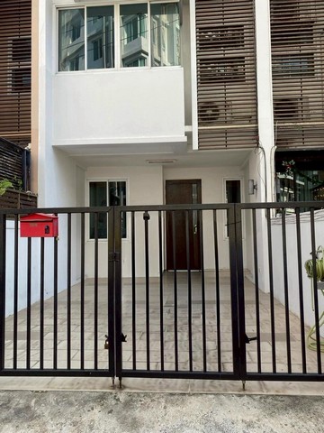 ประกาศฟรี! ซื้อ-ขาย-เช่า คอนโด บ้าน ทาวน์โฮม ที่ดิน และพื้นที่เชิงพาณิชย์ทั่วประเทศไทย ทุกทำเล ทุกงบประมาณ ไม่มีค่าใช้จ่าย ลงง่าย ขายไว เข้าถึงผู้ซื้อโดยตรง 2 249846pic1.jpg