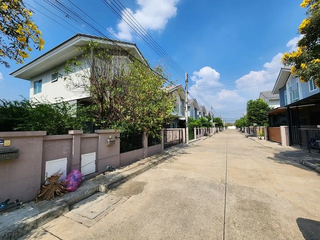 ประกาศฟรี! ซื้อ-ขาย-เช่า คอนโด บ้าน ทาวน์โฮม ที่ดิน และพื้นที่เชิงพาณิชย์ทั่วประเทศไทย ทุกทำเล ทุกงบประมาณ ไม่มีค่าใช้จ่าย ลงง่าย ขายไว เข้าถึงผู้ซื้อโดยตรง 3 249727pic2.jpg