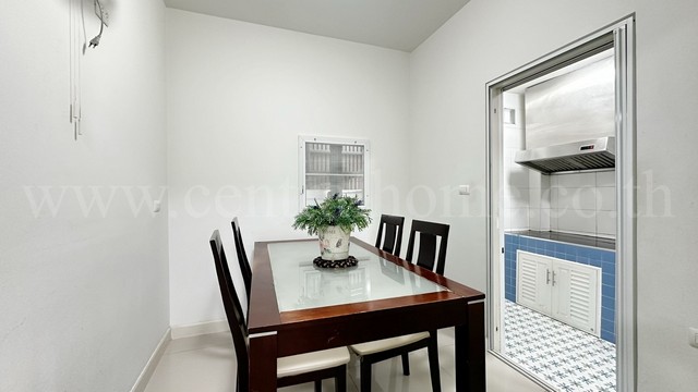 ประกาศฟรี! ซื้อ-ขาย-เช่า คอนโด บ้าน ทาวน์โฮม ที่ดิน และพื้นที่เชิงพาณิชย์ทั่วประเทศไทย ทุกทำเล ทุกงบประมาณ ไม่มีค่าใช้จ่าย ลงง่าย ขายไว เข้าถึงผู้ซื้อโดยตรง 5 292056pic4.jpg