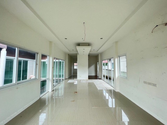 ประกาศฟรี! ซื้อ-ขาย-เช่า คอนโด บ้าน ทาวน์โฮม ที่ดิน และพื้นที่เชิงพาณิชย์ทั่วประเทศไทย ทุกทำเล ทุกงบประมาณ ไม่มีค่าใช้จ่าย ลงง่าย ขายไว เข้าถึงผู้ซื้อโดยตรง 3 249443pic2.jpg