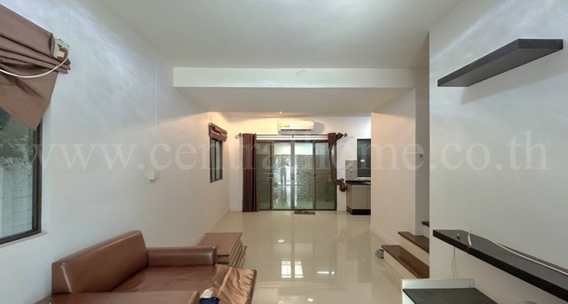 ประกาศฟรี! ซื้อ-ขาย-เช่า คอนโด บ้าน ทาวน์โฮม ที่ดิน และพื้นที่เชิงพาณิชย์ทั่วประเทศไทย ทุกทำเล ทุกงบประมาณ ไม่มีค่าใช้จ่าย ลงง่าย ขายไว เข้าถึงผู้ซื้อโดยตรง 3 290202pic2.jpg