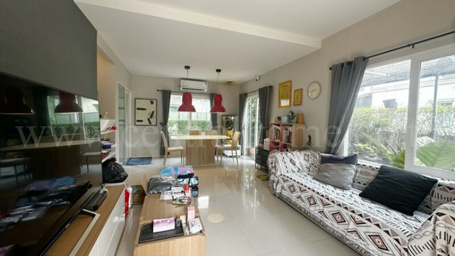 ประกาศฟรี! ซื้อ-ขาย-เช่า คอนโด บ้าน ทาวน์โฮม ที่ดิน และพื้นที่เชิงพาณิชย์ทั่วประเทศไทย ทุกทำเล ทุกงบประมาณ ไม่มีค่าใช้จ่าย ลงง่าย ขายไว เข้าถึงผู้ซื้อโดยตรง 5 249949pic4.jpg