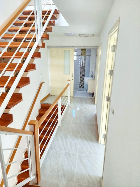 ประกาศฟรี! ซื้อ-ขาย-เช่า คอนโด บ้าน ทาวน์โฮม ที่ดิน และพื้นที่เชิงพาณิชย์ทั่วประเทศไทย ทุกทำเล ทุกงบประมาณ ไม่มีค่าใช้จ่าย ลงง่าย ขายไว เข้าถึงผู้ซื้อโดยตรง 5 249878pic4.jpg