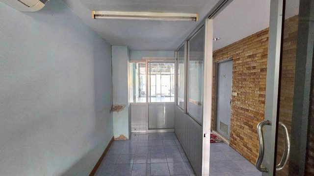 ประกาศฟรี! ซื้อ-ขาย-เช่า คอนโด บ้าน ทาวน์โฮม ที่ดิน และพื้นที่เชิงพาณิชย์ทั่วประเทศไทย ทุกทำเล ทุกงบประมาณ ไม่มีค่าใช้จ่าย ลงง่าย ขายไว เข้าถึงผู้ซื้อโดยตรง 4 314282pic3.jpg