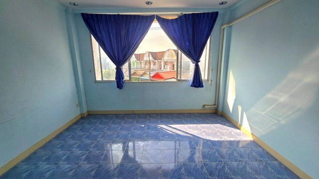 ประกาศฟรี! ซื้อ-ขาย-เช่า คอนโด บ้าน ทาวน์โฮม ที่ดิน และพื้นที่เชิงพาณิชย์ทั่วประเทศไทย ทุกทำเล ทุกงบประมาณ ไม่มีค่าใช้จ่าย ลงง่าย ขายไว เข้าถึงผู้ซื้อโดยตรง 5 314282pic4.jpg