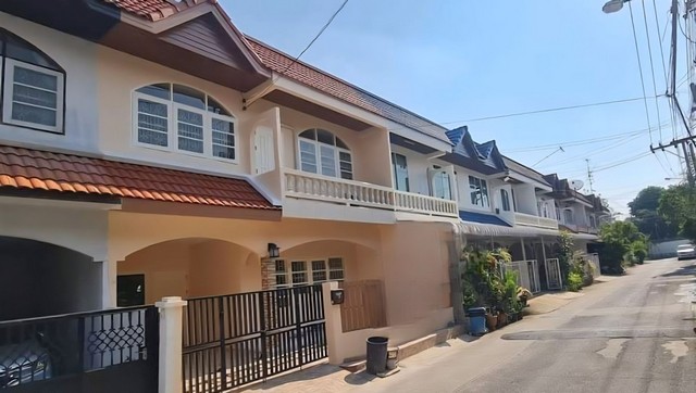 ประกาศฟรี! ซื้อ-ขาย-เช่า คอนโด บ้าน ทาวน์โฮม ที่ดิน และพื้นที่เชิงพาณิชย์ทั่วประเทศไทย ทุกทำเล ทุกงบประมาณ ไม่มีค่าใช้จ่าย ลงง่าย ขายไว เข้าถึงผู้ซื้อโดยตรง 3 314299pic2.jpg