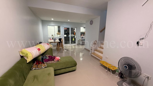 ประกาศฟรี! ซื้อ-ขาย-เช่า คอนโด บ้าน ทาวน์โฮม ที่ดิน และพื้นที่เชิงพาณิชย์ทั่วประเทศไทย ทุกทำเล ทุกงบประมาณ ไม่มีค่าใช้จ่าย ลงง่าย ขายไว เข้าถึงผู้ซื้อโดยตรง 3 291191pic2.jpg