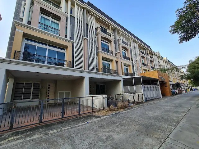 ประกาศฟรี! ซื้อ-ขาย-เช่า คอนโด บ้าน ทาวน์โฮม ที่ดิน และพื้นที่เชิงพาณิชย์ทั่วประเทศไทย ทุกทำเล ทุกงบประมาณ ไม่มีค่าใช้จ่าย ลงง่าย ขายไว เข้าถึงผู้ซื้อโดยตรง 3 249733pic2.jpg