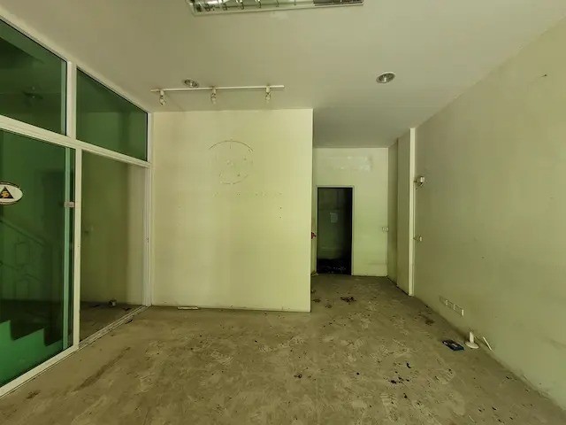 ประกาศฟรี! ซื้อ-ขาย-เช่า คอนโด บ้าน ทาวน์โฮม ที่ดิน และพื้นที่เชิงพาณิชย์ทั่วประเทศไทย ทุกทำเล ทุกงบประมาณ ไม่มีค่าใช้จ่าย ลงง่าย ขายไว เข้าถึงผู้ซื้อโดยตรง 4 249733pic3.jpg