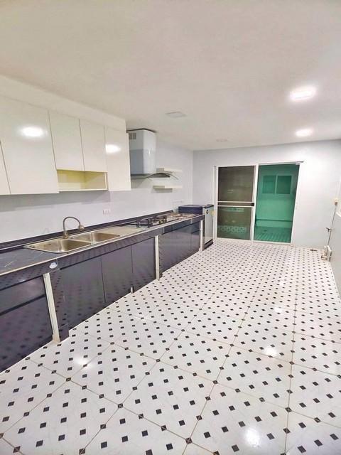 ประกาศฟรี! ซื้อ-ขาย-เช่า คอนโด บ้าน ทาวน์โฮม ที่ดิน และพื้นที่เชิงพาณิชย์ทั่วประเทศไทย ทุกทำเล ทุกงบประมาณ ไม่มีค่าใช้จ่าย ลงง่าย ขายไว เข้าถึงผู้ซื้อโดยตรง 4 512537pic3.jpg