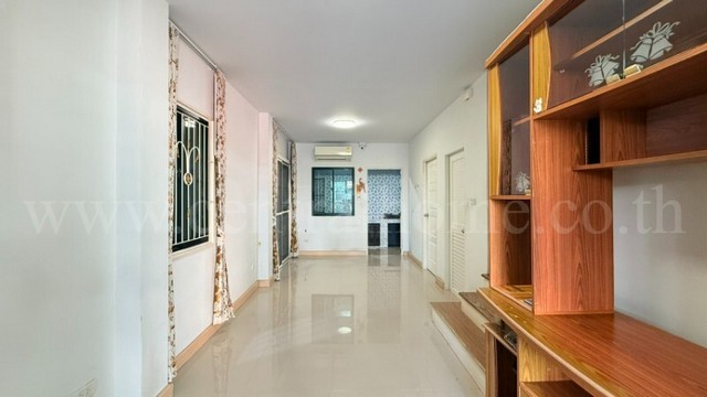 ประกาศฟรี! ซื้อ-ขาย-เช่า คอนโด บ้าน ทาวน์โฮม ที่ดิน และพื้นที่เชิงพาณิชย์ทั่วประเทศไทย ทุกทำเล ทุกงบประมาณ ไม่มีค่าใช้จ่าย ลงง่าย ขายไว เข้าถึงผู้ซื้อโดยตรง 4 245396pic3.jpg