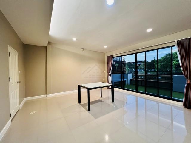 ประกาศฟรี! ซื้อ-ขาย-เช่า คอนโด บ้าน ทาวน์โฮม ที่ดิน และพื้นที่เชิงพาณิชย์ทั่วประเทศไทย ทุกทำเล ทุกงบประมาณ ไม่มีค่าใช้จ่าย ลงง่าย ขายไว เข้าถึงผู้ซื้อโดยตรง 3 511902pic2.jpg