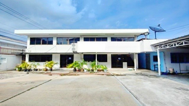 ประกาศฟรี! ซื้อ-ขาย-เช่า คอนโด บ้าน ทาวน์โฮม ที่ดิน และพื้นที่เชิงพาณิชย์ทั่วประเทศไทย ทุกทำเล ทุกงบประมาณ ไม่มีค่าใช้จ่าย ลงง่าย ขายไว เข้าถึงผู้ซื้อโดยตรง 3 314217pic2.jpg