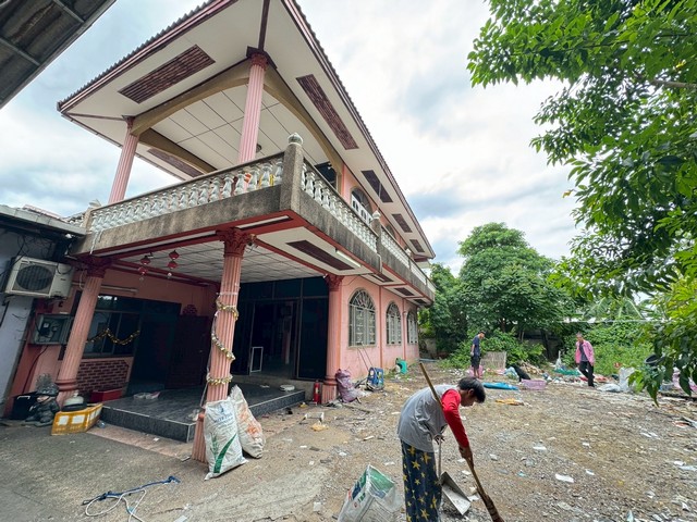 ประกาศฟรี! ซื้อ-ขาย-เช่า คอนโด บ้าน ทาวน์โฮม ที่ดิน และพื้นที่เชิงพาณิชย์ทั่วประเทศไทย ทุกทำเล ทุกงบประมาณ ไม่มีค่าใช้จ่าย ลงง่าย ขายไว เข้าถึงผู้ซื้อโดยตรง 5 314329pic4.jpg