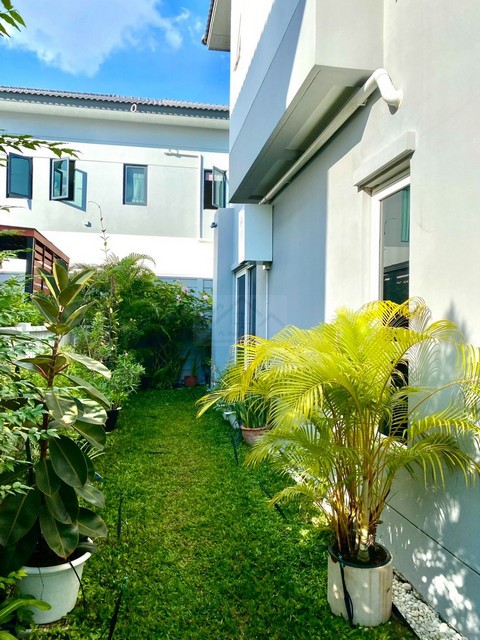 ประกาศฟรี! ซื้อ-ขาย-เช่า คอนโด บ้าน ทาวน์โฮม ที่ดิน และพื้นที่เชิงพาณิชย์ทั่วประเทศไทย ทุกทำเล ทุกงบประมาณ ไม่มีค่าใช้จ่าย ลงง่าย ขายไว เข้าถึงผู้ซื้อโดยตรง 3 511920pic2.jpg