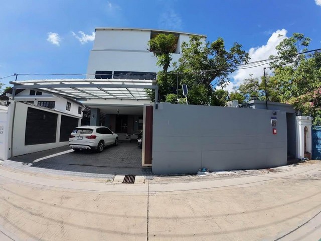 ประกาศฟรี! ซื้อ-ขาย-เช่า คอนโด บ้าน ทาวน์โฮม ที่ดิน และพื้นที่เชิงพาณิชย์ทั่วประเทศไทย ทุกทำเล ทุกงบประมาณ ไม่มีค่าใช้จ่าย ลงง่าย ขายไว เข้าถึงผู้ซื้อโดยตรง 4 511981pic3.jpg