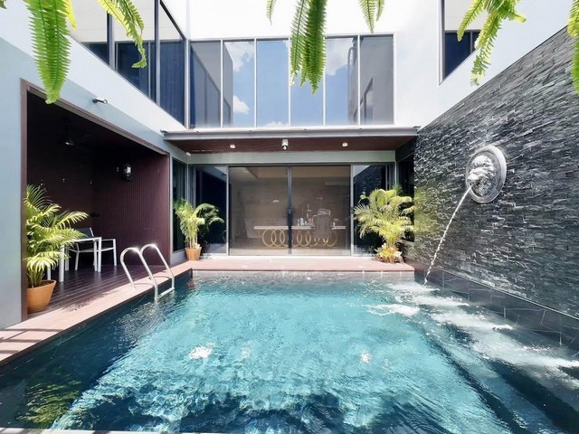 ประกาศฟรี! ซื้อ-ขาย-เช่า คอนโด บ้าน ทาวน์โฮม ที่ดิน และพื้นที่เชิงพาณิชย์ทั่วประเทศไทย ทุกทำเล ทุกงบประมาณ ไม่มีค่าใช้จ่าย ลงง่าย ขายไว เข้าถึงผู้ซื้อโดยตรง 5 511981pic4.jpg