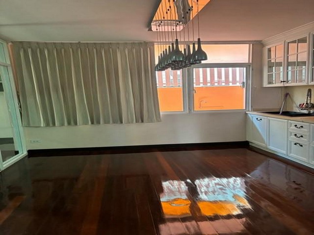 ประกาศฟรี! ซื้อ-ขาย-เช่า คอนโด บ้าน ทาวน์โฮม ที่ดิน และพื้นที่เชิงพาณิชย์ทั่วประเทศไทย ทุกทำเล ทุกงบประมาณ ไม่มีค่าใช้จ่าย ลงง่าย ขายไว เข้าถึงผู้ซื้อโดยตรง 5 511966pic4.jpg