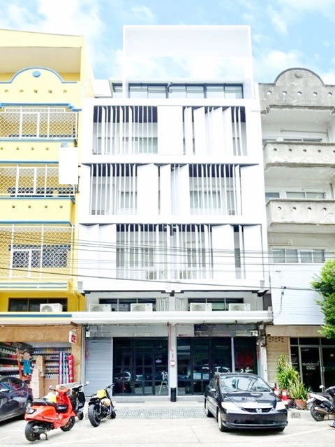 ประกาศฟรี! ซื้อ-ขาย-เช่า คอนโด บ้าน ทาวน์โฮม ที่ดิน และพื้นที่เชิงพาณิชย์ทั่วประเทศไทย ทุกทำเล ทุกงบประมาณ ไม่มีค่าใช้จ่าย ลงง่าย ขายไว เข้าถึงผู้ซื้อโดยตรง 3 250019pic2.jpg