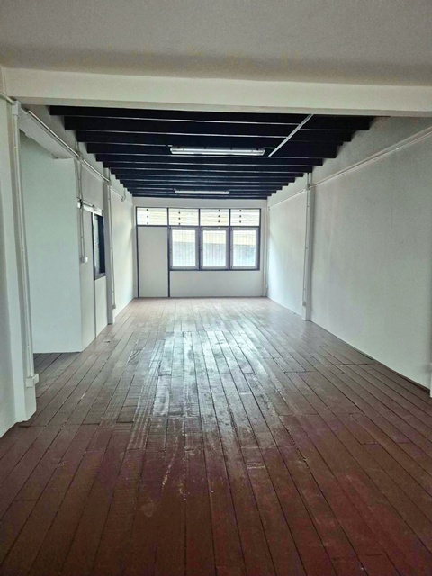 ประกาศฟรี! ซื้อ-ขาย-เช่า คอนโด บ้าน ทาวน์โฮม ที่ดิน และพื้นที่เชิงพาณิชย์ทั่วประเทศไทย ทุกทำเล ทุกงบประมาณ ไม่มีค่าใช้จ่าย ลงง่าย ขายไว เข้าถึงผู้ซื้อโดยตรง 5 250009pic4.jpg