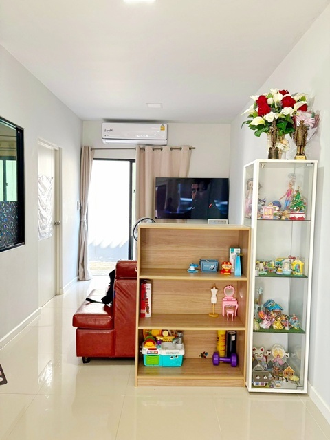 ประกาศฟรี! ซื้อ-ขาย-เช่า คอนโด บ้าน ทาวน์โฮม ที่ดิน และพื้นที่เชิงพาณิชย์ทั่วประเทศไทย ทุกทำเล ทุกงบประมาณ ไม่มีค่าใช้จ่าย ลงง่าย ขายไว เข้าถึงผู้ซื้อโดยตรง 4 249998pic3.jpg