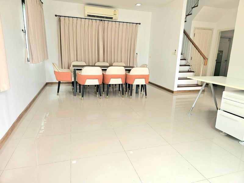 ประกาศฟรี! ซื้อ-ขาย-เช่า คอนโด บ้าน ทาวน์โฮม ที่ดิน และพื้นที่เชิงพาณิชย์ทั่วประเทศไทย ทุกทำเล ทุกงบประมาณ ไม่มีค่าใช้จ่าย ลงง่าย ขายไว เข้าถึงผู้ซื้อโดยตรง 4 250935pic3.jpg