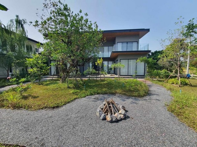 ประกาศฟรี! ซื้อ-ขาย-เช่า คอนโด บ้าน ทาวน์โฮม ที่ดิน และพื้นที่เชิงพาณิชย์ทั่วประเทศไทย ทุกทำเล ทุกงบประมาณ ไม่มีค่าใช้จ่าย ลงง่าย ขายไว เข้าถึงผู้ซื้อโดยตรง 2 314463pic1.jpg