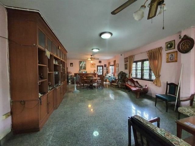 ประกาศฟรี! ซื้อ-ขาย-เช่า คอนโด บ้าน ทาวน์โฮม ที่ดิน และพื้นที่เชิงพาณิชย์ทั่วประเทศไทย ทุกทำเล ทุกงบประมาณ ไม่มีค่าใช้จ่าย ลงง่าย ขายไว เข้าถึงผู้ซื้อโดยตรง 3 314448pic2.jpg