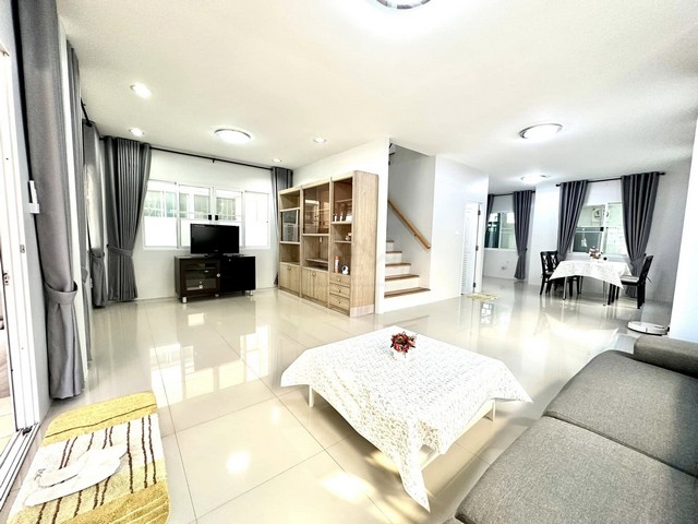 ประกาศฟรี! ซื้อ-ขาย-เช่า คอนโด บ้าน ทาวน์โฮม ที่ดิน และพื้นที่เชิงพาณิชย์ทั่วประเทศไทย ทุกทำเล ทุกงบประมาณ ไม่มีค่าใช้จ่าย ลงง่าย ขายไว เข้าถึงผู้ซื้อโดยตรง 3 512099pic2.jpg