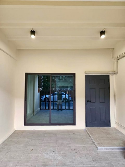 ประกาศฟรี! ซื้อ-ขาย-เช่า คอนโด บ้าน ทาวน์โฮม ที่ดิน และพื้นที่เชิงพาณิชย์ทั่วประเทศไทย ทุกทำเล ทุกงบประมาณ ไม่มีค่าใช้จ่าย ลงง่าย ขายไว เข้าถึงผู้ซื้อโดยตรง 3 512093pic2.jpg