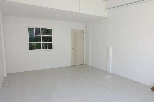 ประกาศฟรี! ซื้อ-ขาย-เช่า คอนโด บ้าน ทาวน์โฮม ที่ดิน และพื้นที่เชิงพาณิชย์ทั่วประเทศไทย ทุกทำเล ทุกงบประมาณ ไม่มีค่าใช้จ่าย ลงง่าย ขายไว เข้าถึงผู้ซื้อโดยตรง 5 251011pic4.jpg