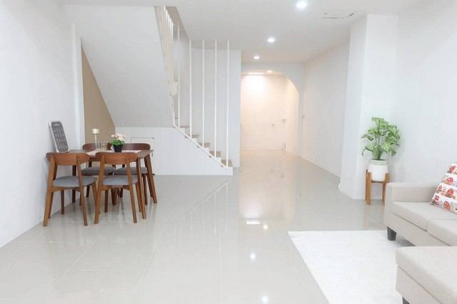 ประกาศฟรี! ซื้อ-ขาย-เช่า คอนโด บ้าน ทาวน์โฮม ที่ดิน และพื้นที่เชิงพาณิชย์ทั่วประเทศไทย ทุกทำเล ทุกงบประมาณ ไม่มีค่าใช้จ่าย ลงง่าย ขายไว เข้าถึงผู้ซื้อโดยตรง 5 251009pic4.jpg