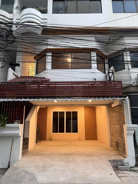 ประกาศฟรี! ซื้อ-ขาย-เช่า คอนโด บ้าน ทาวน์โฮม ที่ดิน และพื้นที่เชิงพาณิชย์ทั่วประเทศไทย ทุกทำเล ทุกงบประมาณ ไม่มีค่าใช้จ่าย ลงง่าย ขายไว เข้าถึงผู้ซื้อโดยตรง 2 512799pic1.jpg