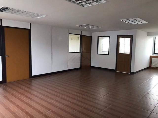 ประกาศฟรี! ซื้อ-ขาย-เช่า คอนโด บ้าน ทาวน์โฮม ที่ดิน และพื้นที่เชิงพาณิชย์ทั่วประเทศไทย ทุกทำเล ทุกงบประมาณ ไม่มีค่าใช้จ่าย ลงง่าย ขายไว เข้าถึงผู้ซื้อโดยตรง 3 512783pic2.jpg