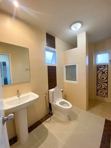 ประกาศฟรี! ซื้อ-ขาย-เช่า คอนโด บ้าน ทาวน์โฮม ที่ดิน และพื้นที่เชิงพาณิชย์ทั่วประเทศไทย ทุกทำเล ทุกงบประมาณ ไม่มีค่าใช้จ่าย ลงง่าย ขายไว เข้าถึงผู้ซื้อโดยตรง 5 251022pic4.jpg