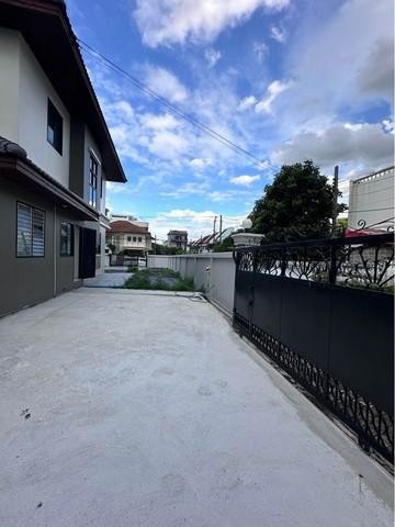 ประกาศฟรี! ซื้อ-ขาย-เช่า คอนโด บ้าน ทาวน์โฮม ที่ดิน และพื้นที่เชิงพาณิชย์ทั่วประเทศไทย ทุกทำเล ทุกงบประมาณ ไม่มีค่าใช้จ่าย ลงง่าย ขายไว เข้าถึงผู้ซื้อโดยตรง 3 273562pic2.jpg