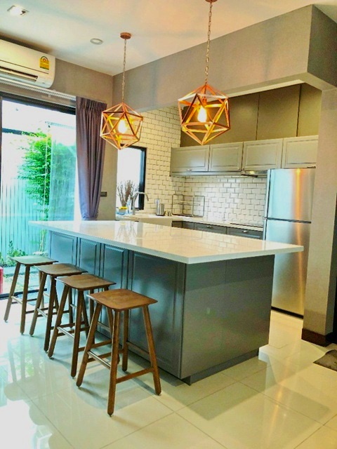 ประกาศฟรี! ซื้อ-ขาย-เช่า คอนโด บ้าน ทาวน์โฮม ที่ดิน และพื้นที่เชิงพาณิชย์ทั่วประเทศไทย ทุกทำเล ทุกงบประมาณ ไม่มีค่าใช้จ่าย ลงง่าย ขายไว เข้าถึงผู้ซื้อโดยตรง 5 251003pic4.jpg